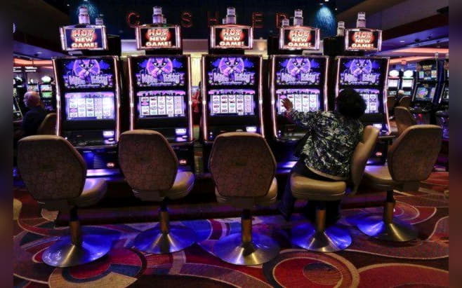 285 Giri gratuiti al casinò senza deposito su Rizk Casino